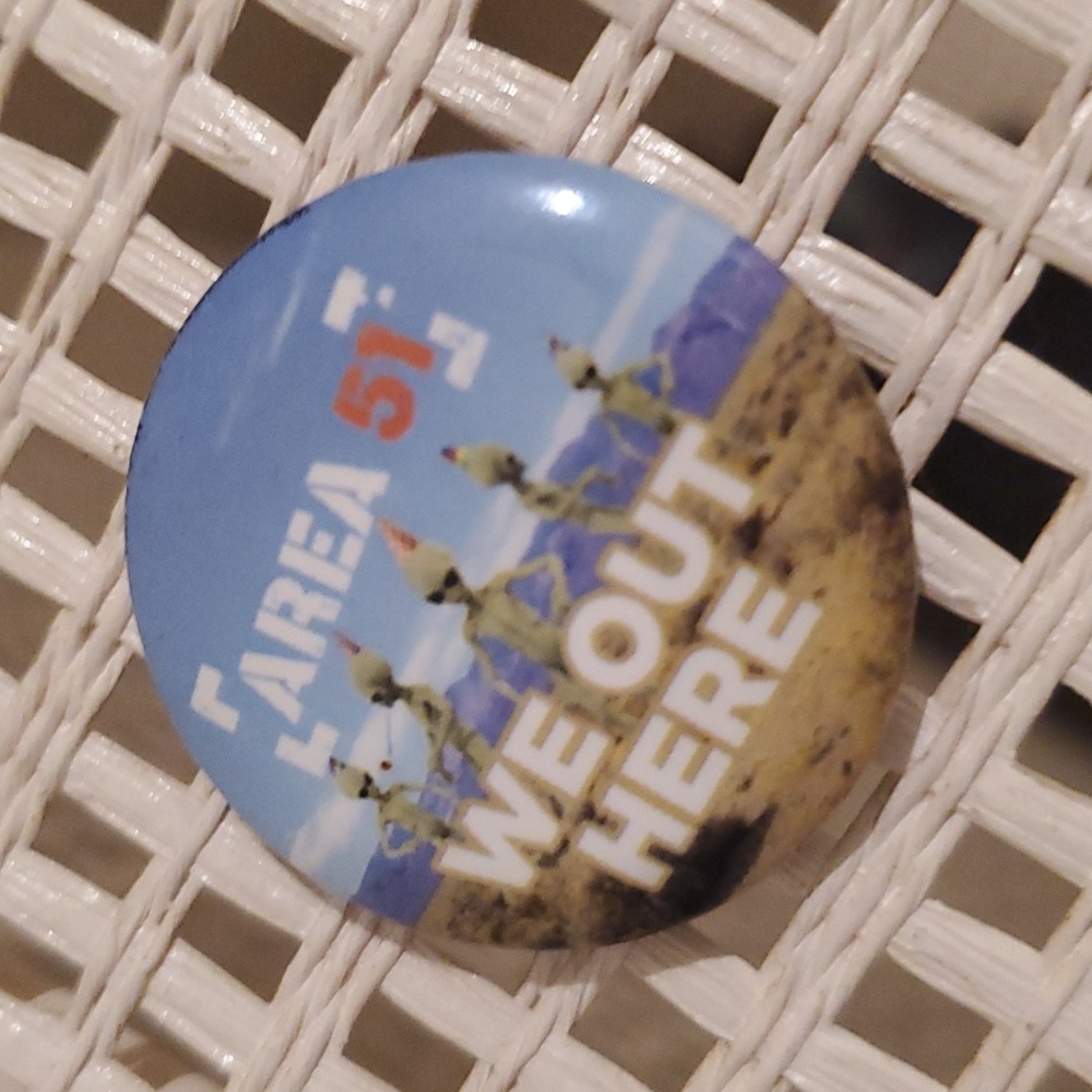 3/$10 Area 51 “We Out Here” Aliens Small Pin Button • Party Hat Aliens